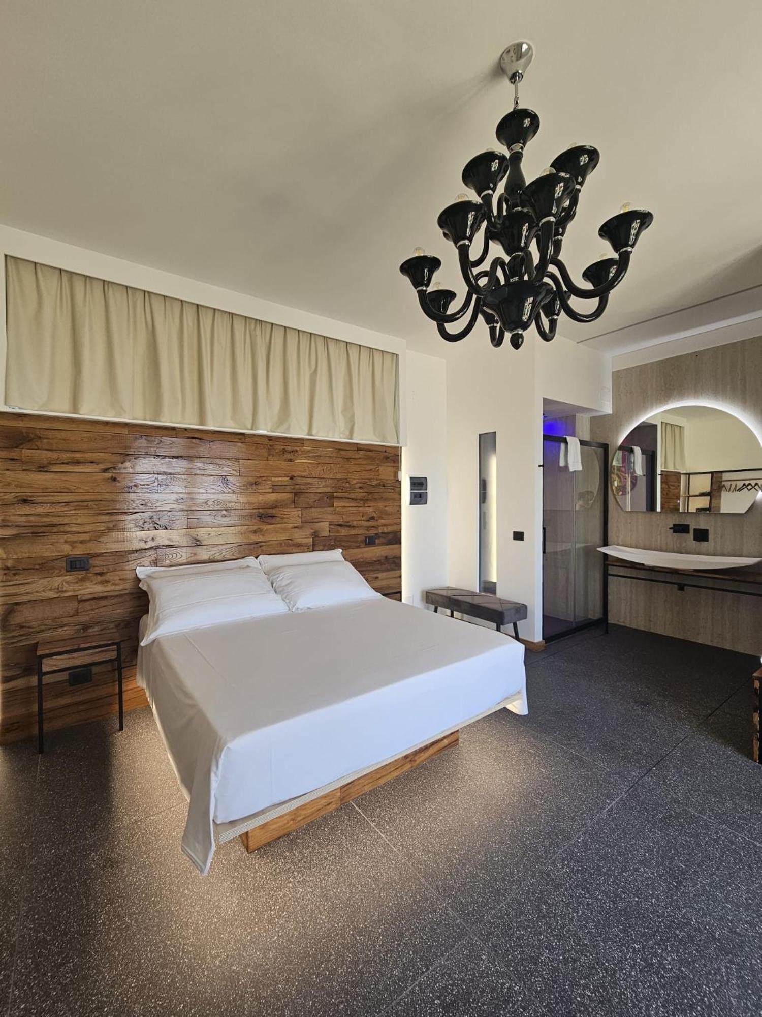 Dada Suites And Sea San Salvo Eksteriør bilde