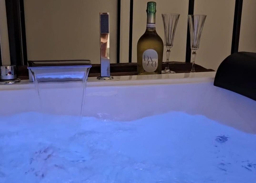Dada Suites And Sea San Salvo Eksteriør bilde