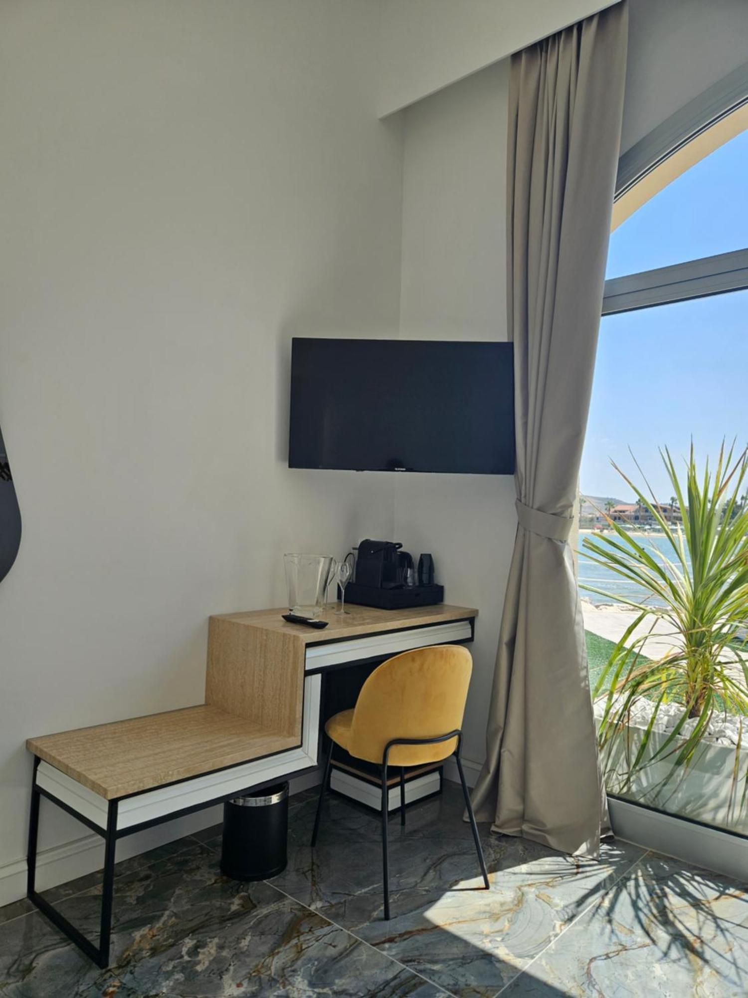 Dada Suites And Sea San Salvo Eksteriør bilde